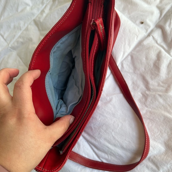 Classic Red Shoulder Bag - Picture 10 of 10